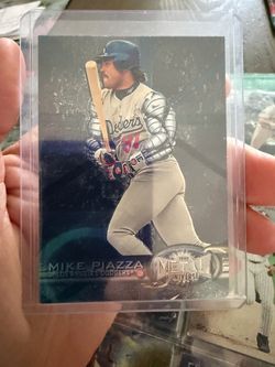 Skybox Metal Universe’97 ‘98 ‘99 ‘00 29 Cards With Hof