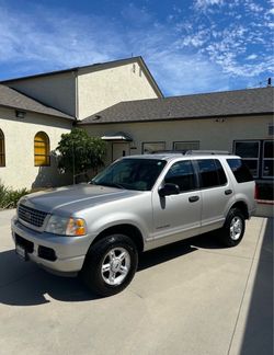 2005 Ford Explorer