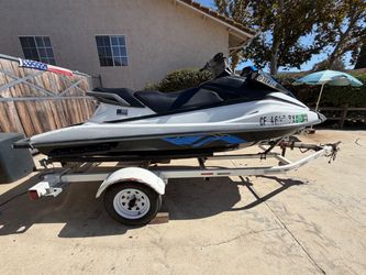2015 Yamaha VX Jet Ski & Trailer
