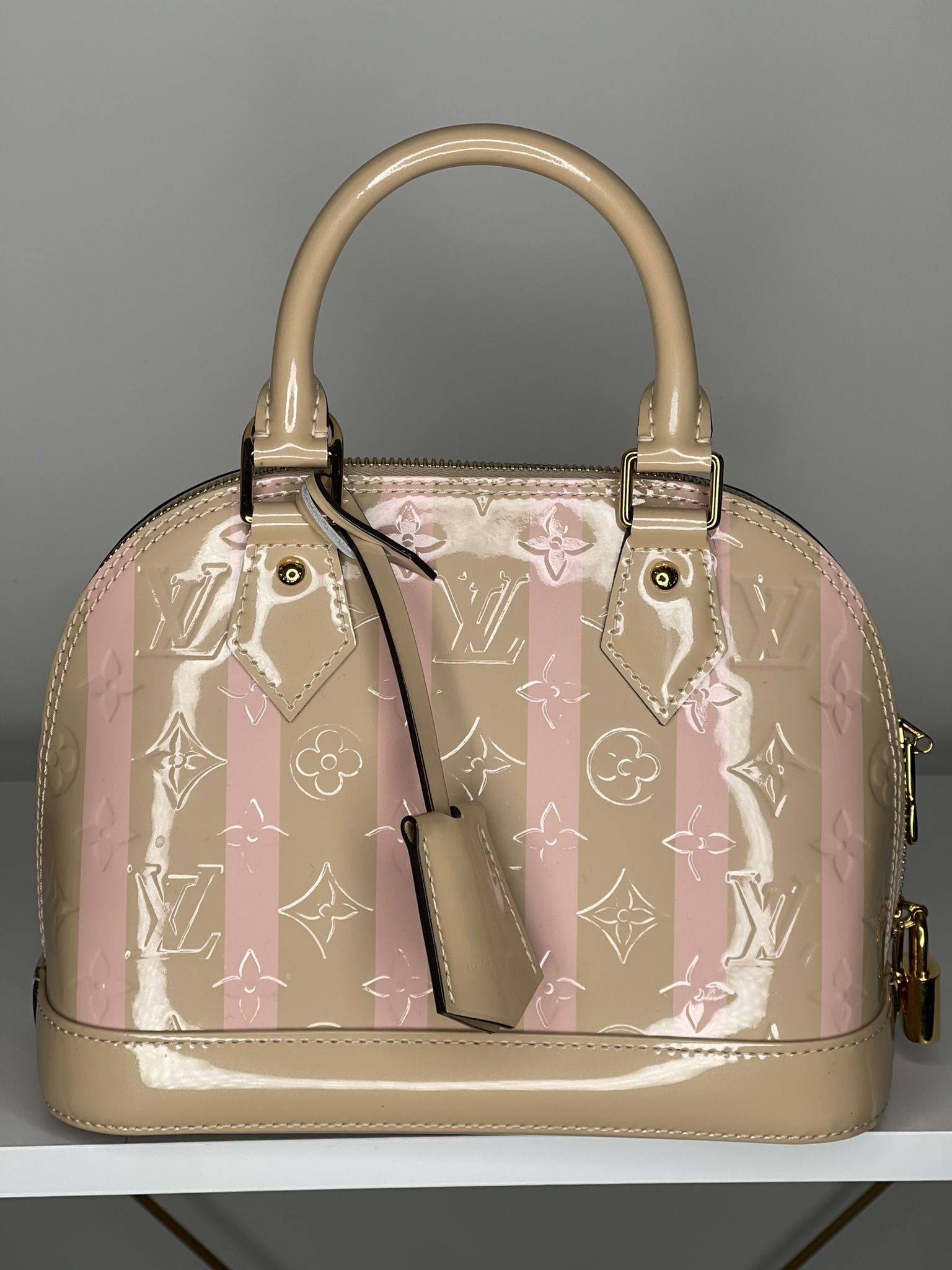 AUTHENTIC Brand New Louis Vuitton Alma Vernis BB