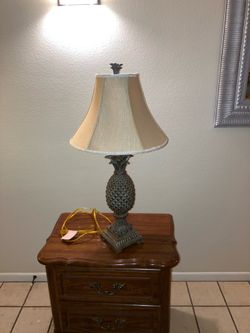 Pineapple Lamp with Finial and Shade (made of resin or ceramic)