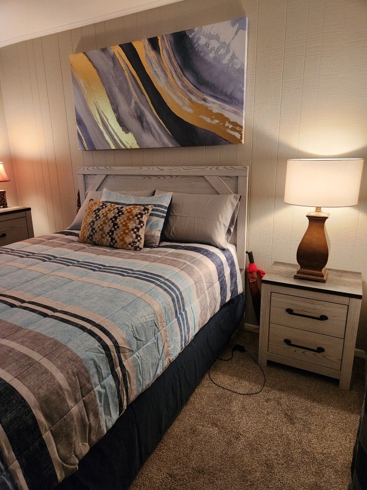 🛌 7 Pc. Bedroom Set For Sale