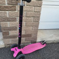 3 Wheel Scooter (For Kids) Read Bio!