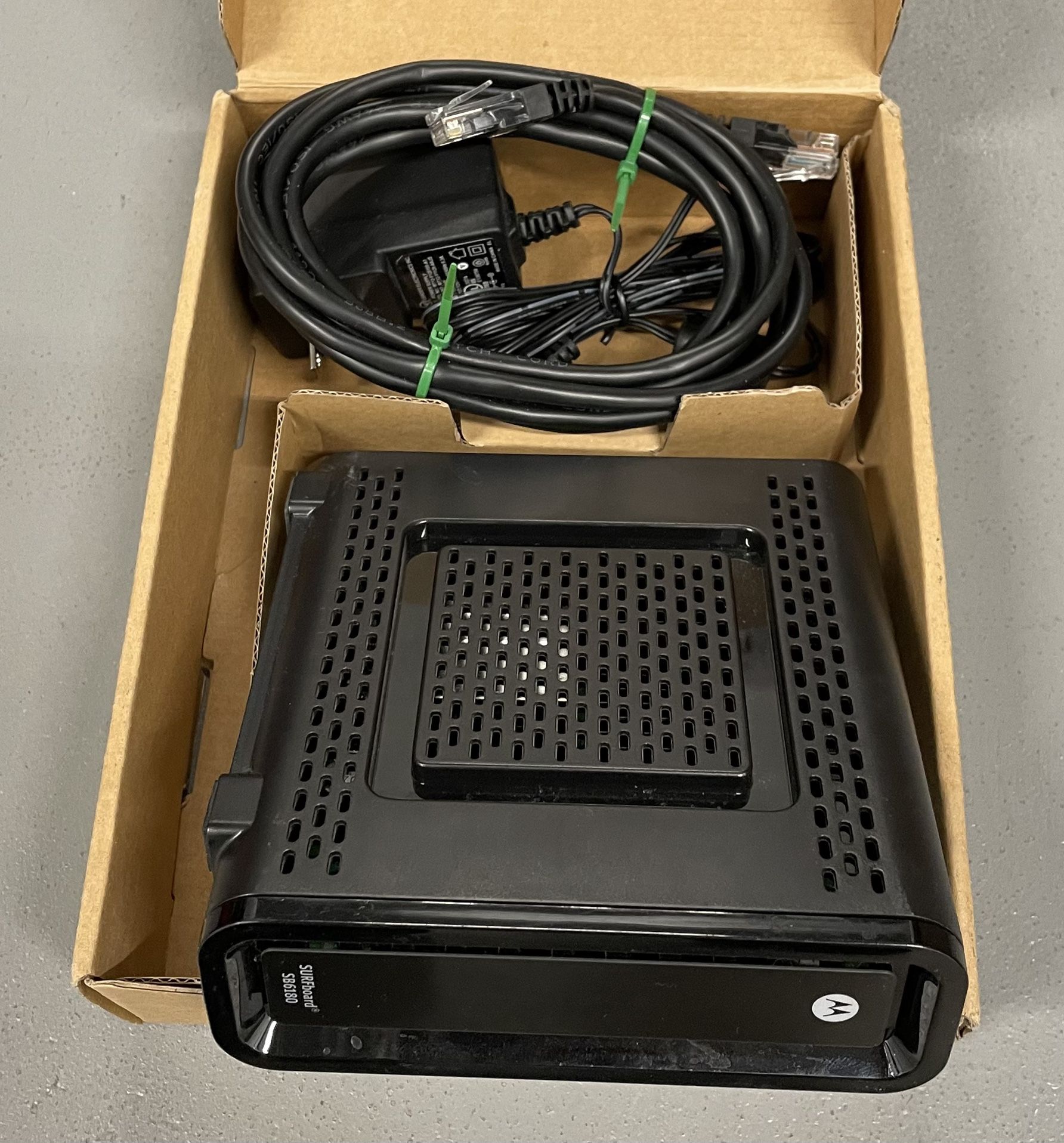 High Speed WiFi Cable Modem 