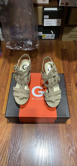 G by guess wedges