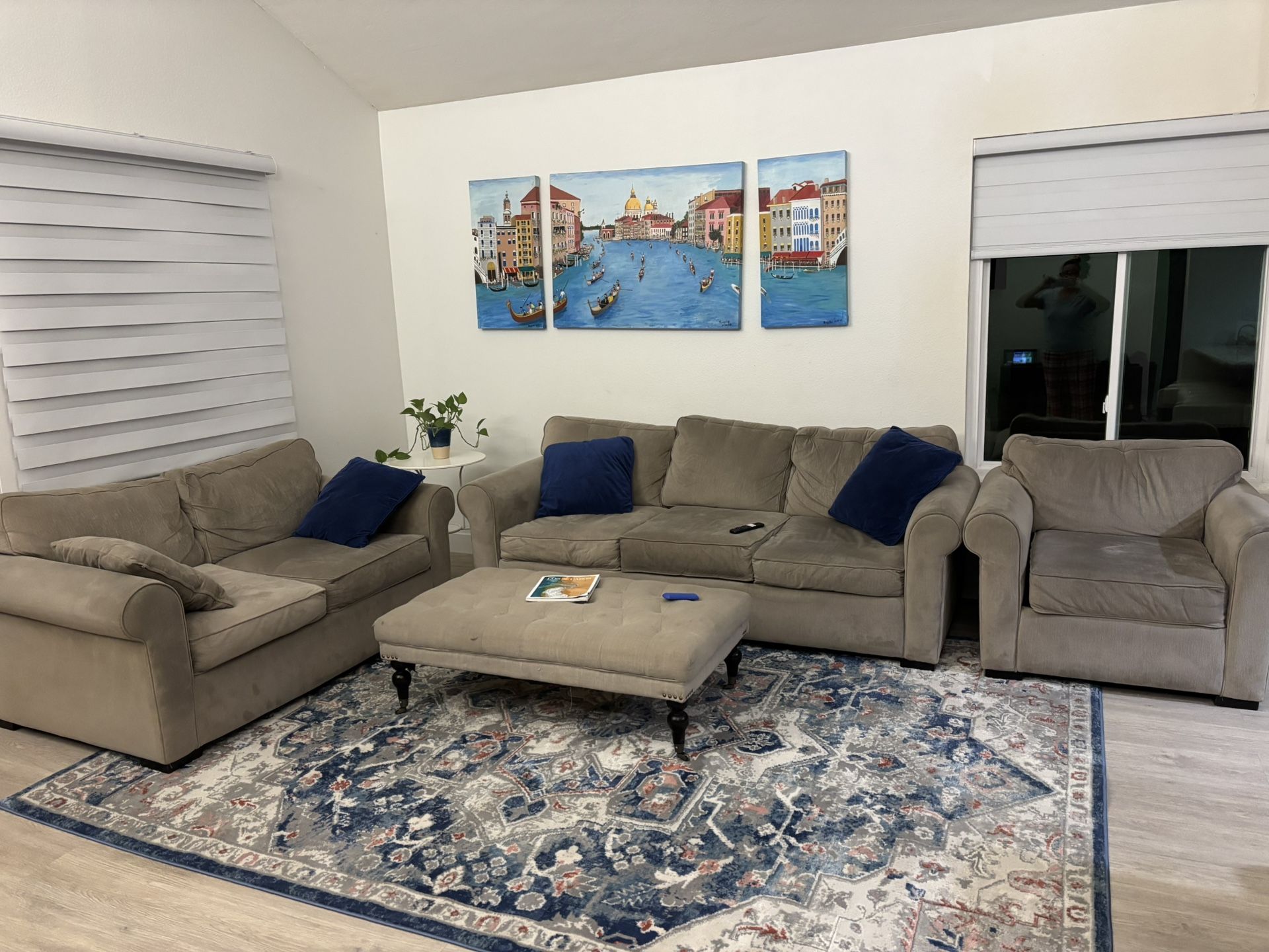 Sofa Set 3 Pieces