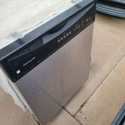 Need new racks for your older frigidaire because they are rusted, buy mine they are both brand new located at 39th Ave and dunlap in phoenix