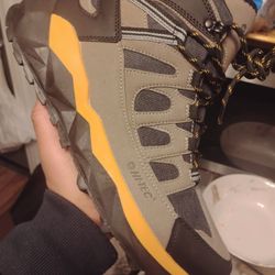 Hi Tech Boots Size 9.5 
