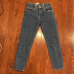 Levi jeans