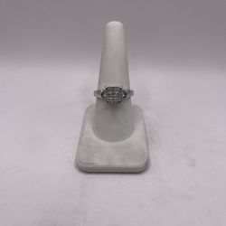 Gold Diamond Engagement Ring 