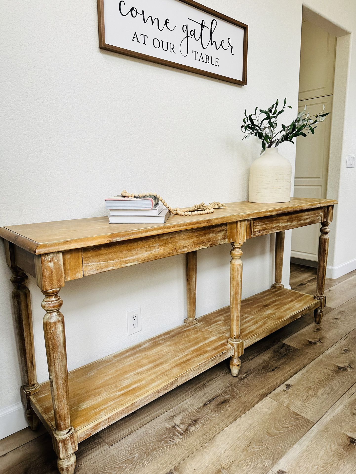 Entry And Console Table 