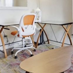 Glass Desk L-Shape and Desk Chair