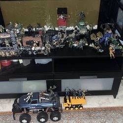 Big Army Set And Lanard Corps Figures 