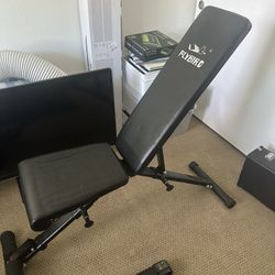 Adjustable Weight Training Bench - Great Condition