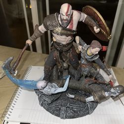 KRATOS Stone Mason Statue With Atreus & Mimir