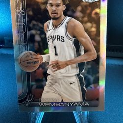 Victor Wembanyama Topps Chrome Silver Refractor