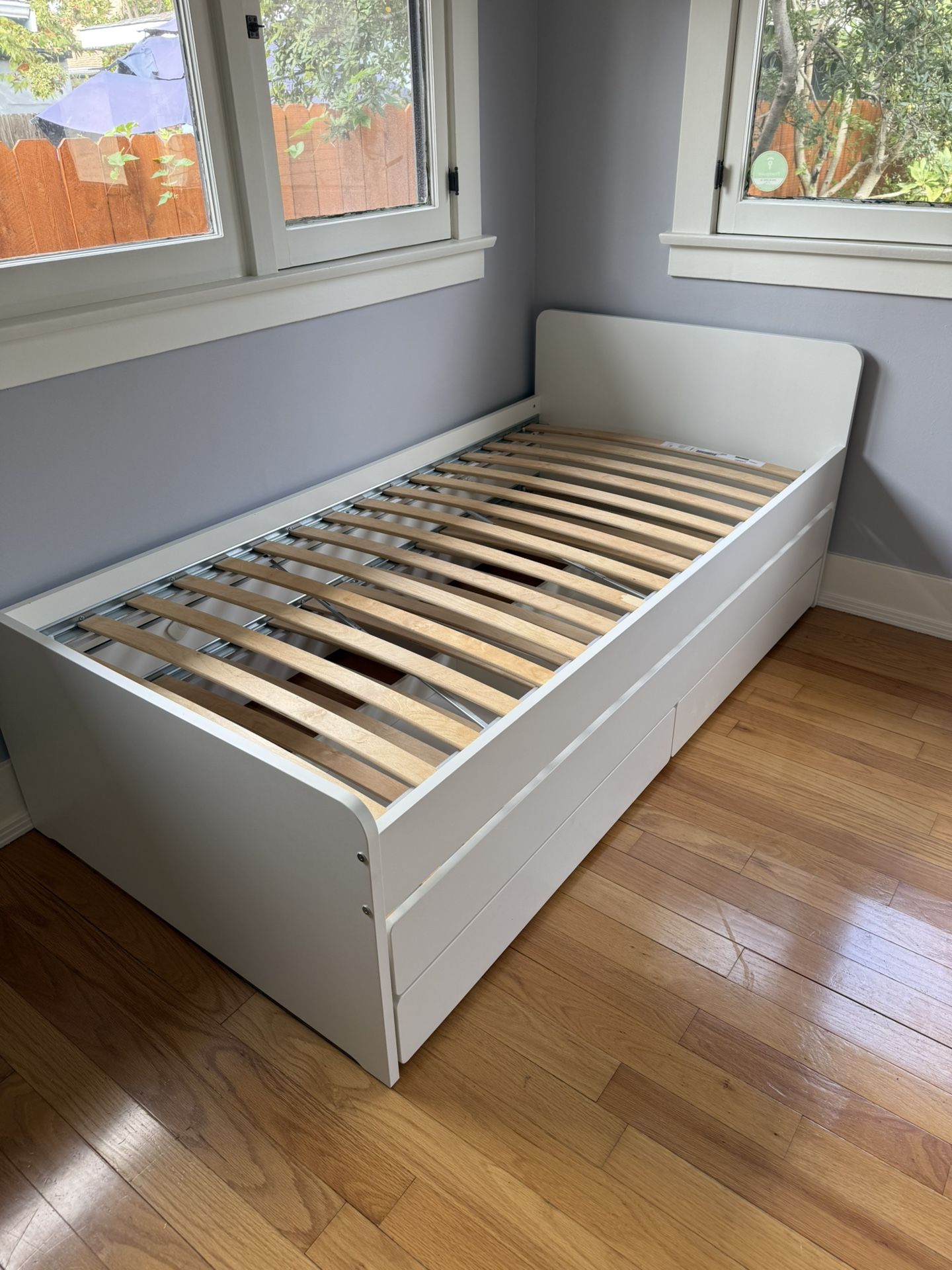 Kids Twin Bed - trundle & drawers