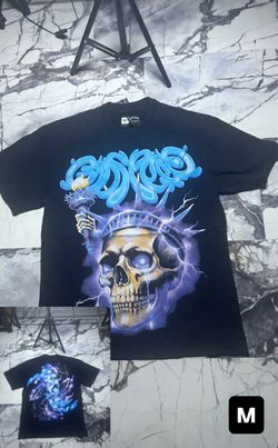 Graphic tee