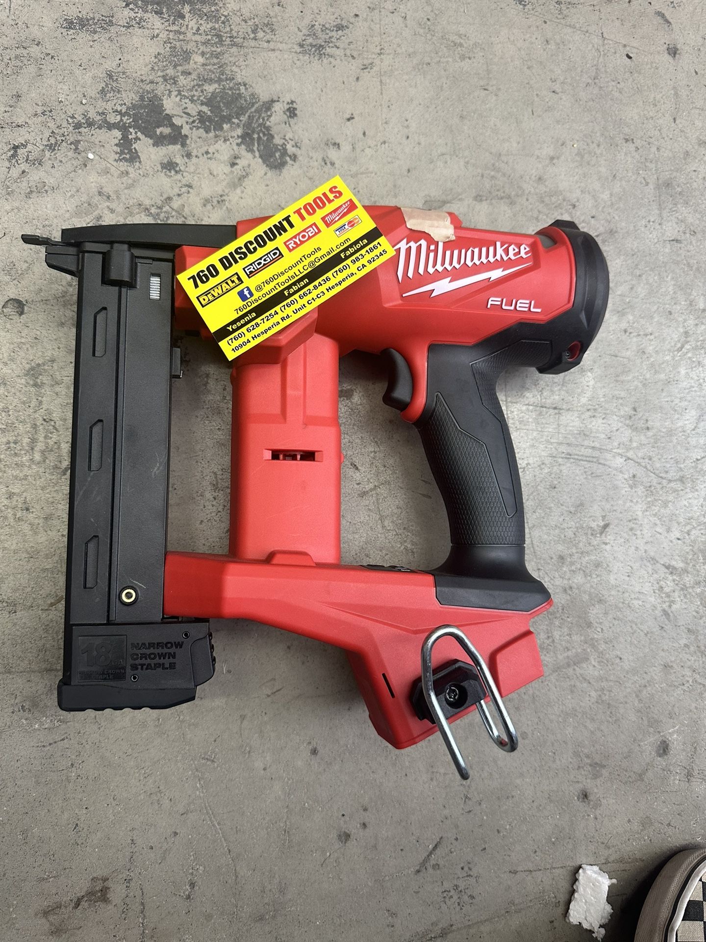 Milwaukee M18 FUEL 18 Volt Lithium Ion Brushless Cordless 18 Gauge