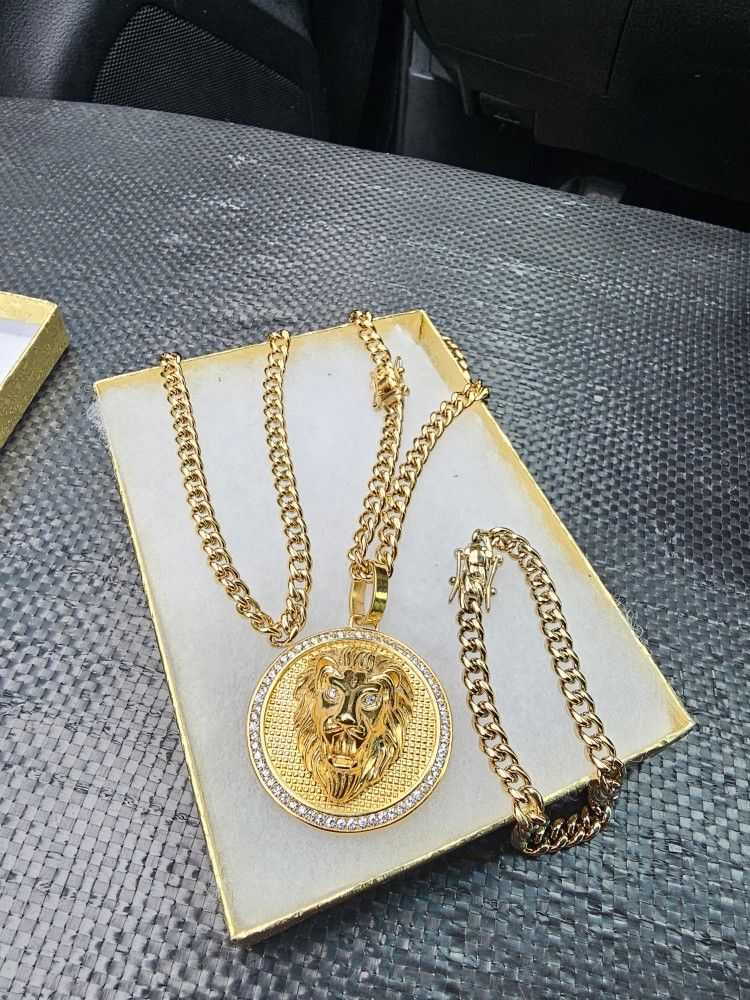 I Deliver I Ship 14k Gold Plated Chain Set