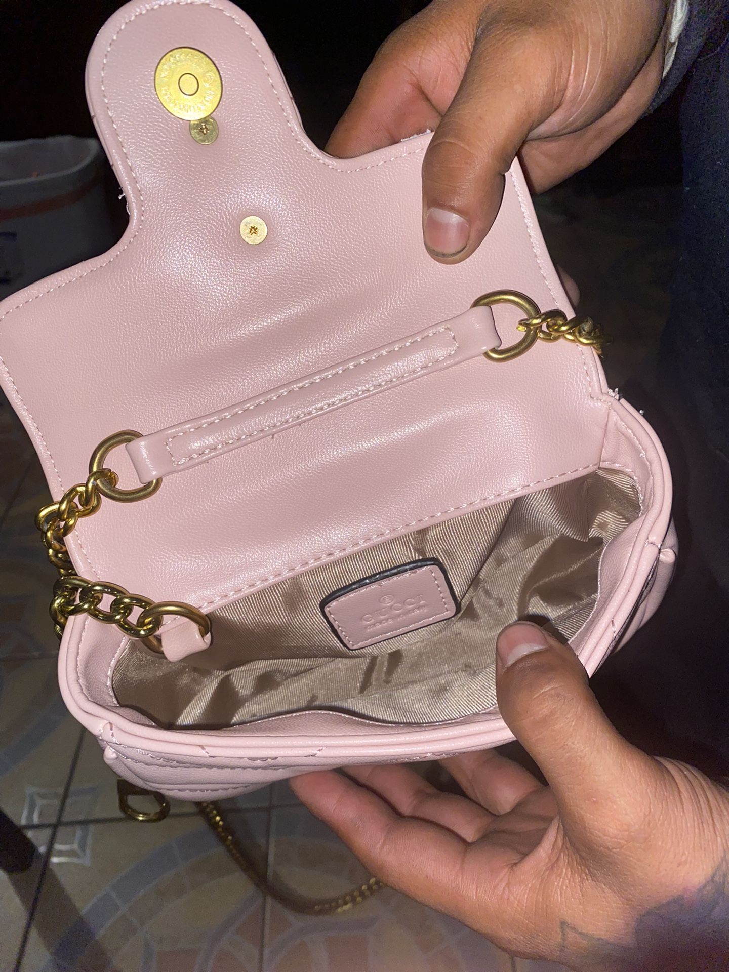 gucci purse authentic  In Dallas 
