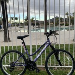 New Beautiful 🌸petite Ladies 18 Speeds Lightweight Mountain Bike Bicycle 24” Tires