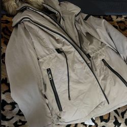DKNY Brand New Jacket Size Lg