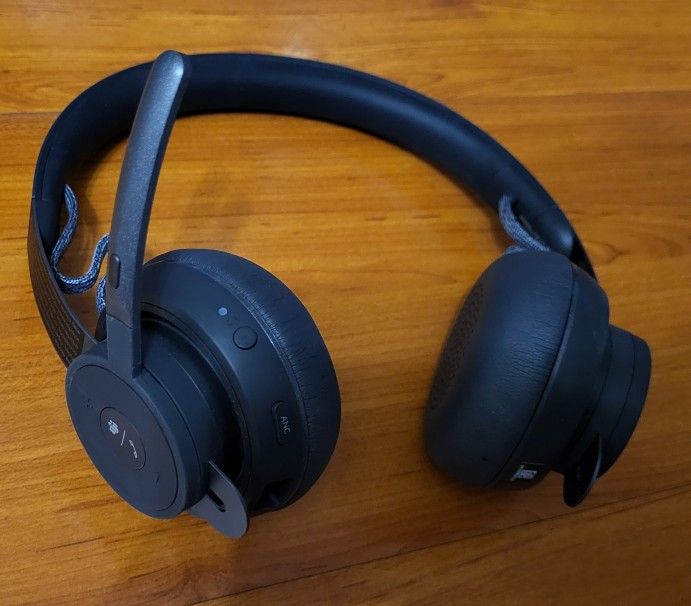Logitech Zone Wireless Bluetooth Headset