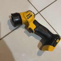 Brand New DEWALT 20V MAX* LED Work Light/Flashlight (DCL040)