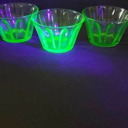 Vintage Depression Era Uranium Green Glass Small Cups - Set Of 3