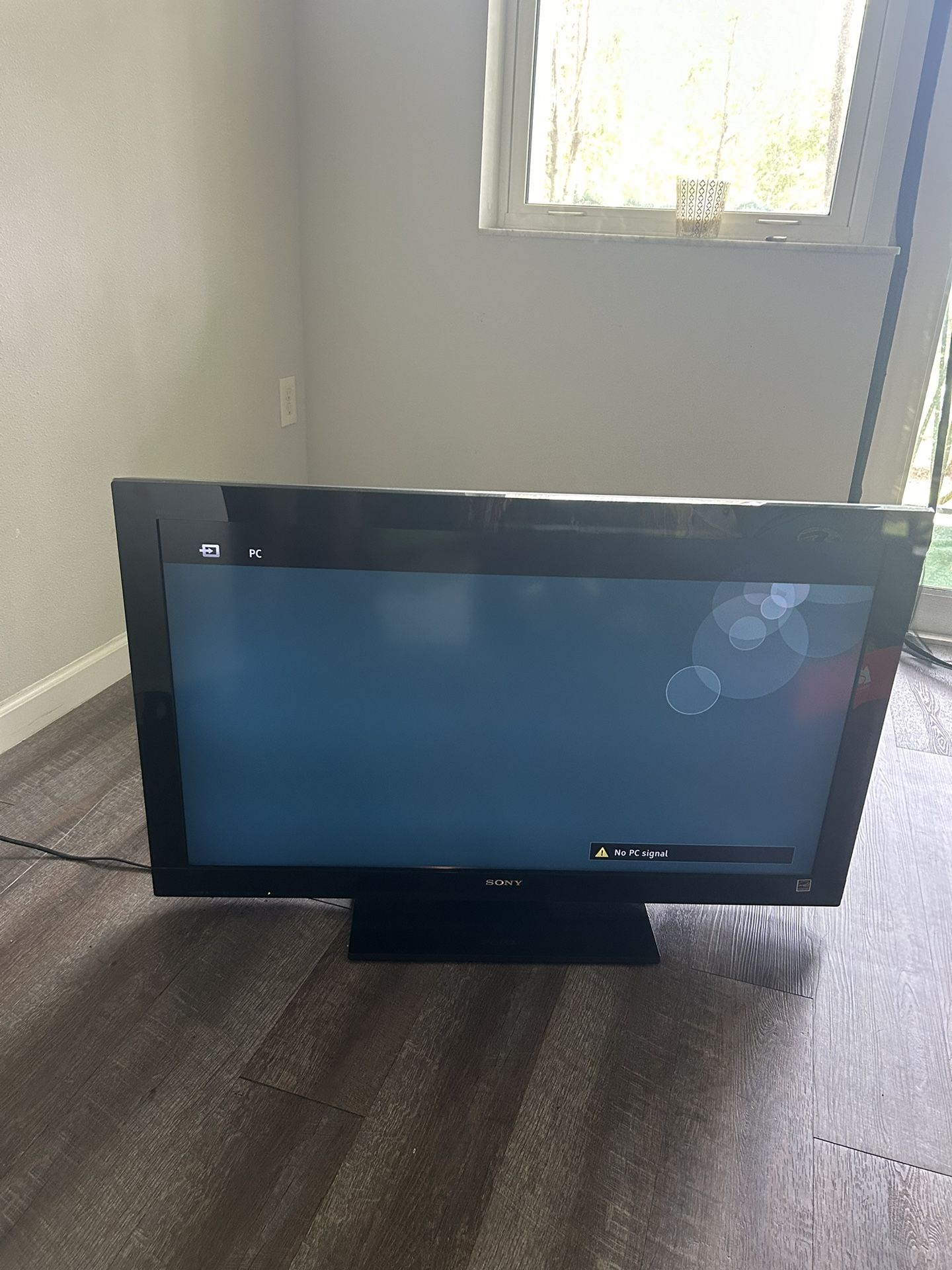 SONY BRAVIA 88 Inch TV - Good Condition 
