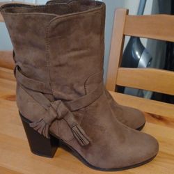 New Parker & Sky Heel Boots Carmel Color Women's 9.5