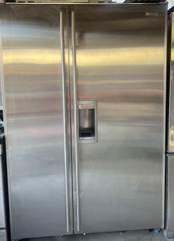 SUB-ZERO 695/S Commercial Refrigerator
