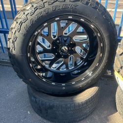 FUEL 20x12 6x139 6x135 On 33 1250 20 