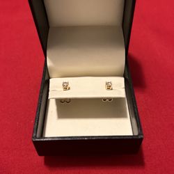Unisex Diamond Earrings 