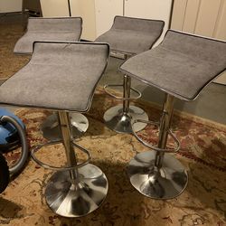 Stools - adjustable counter height