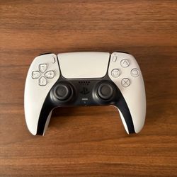 PlayStation 5 Dualsense Controller