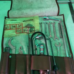 Porsche 911 75 Throu. 84 Tool Kit Verry Good Condition