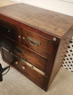 3 drawer dresser