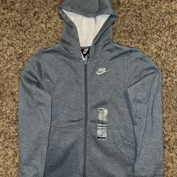 Nike Sportswear Big Kids (Boy’s) Club Fleece Full-Zip Hoodie Sample