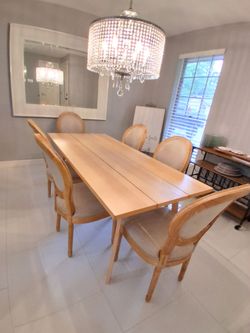 Comedor de 6 sillas   I CAN DELIVERY FOR EXTRA FEE