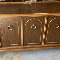 Mid Century Record Player Radio Console Bar With Original Manual Vintage 