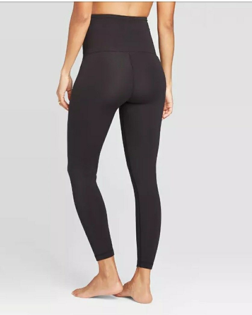 Postpartum Active Leggings - Isabel Maternity by Ingrid & IsabelBlack Size Xl
