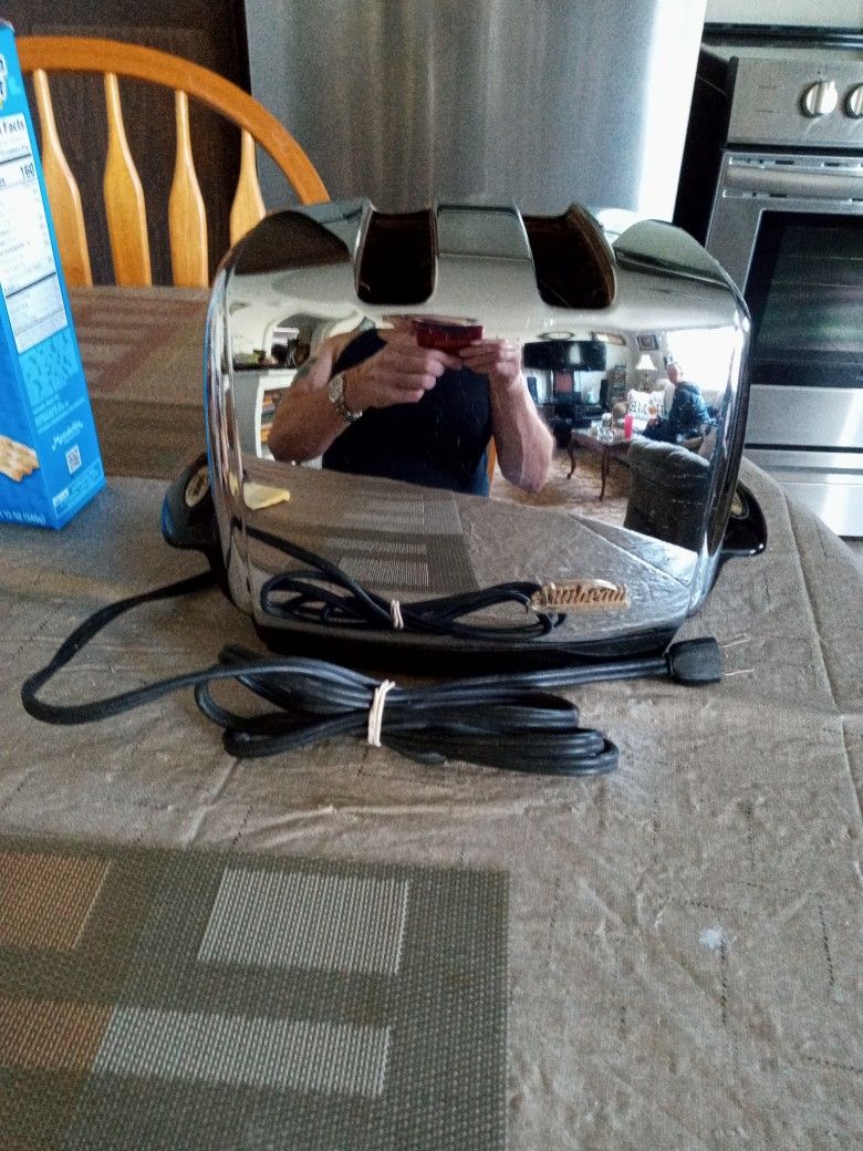 1950s Be Sunbeam Radiant Control Toaster T35 Chrome MCM Auto Drop Tested Works Excellent!!! OBO!!! Make Me A Reasonable Offer!!!