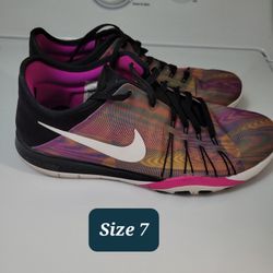 Women Nike Running Shoes 