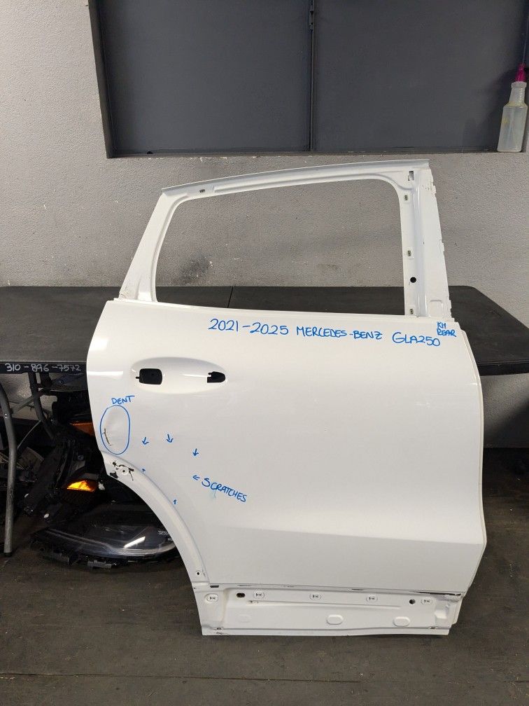 2021-2022-2023-2024-2025 MERCEDES-BENZ GLA 250 RIGHT REAR DOOR OEM USED