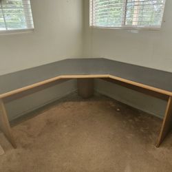 Corner Desk