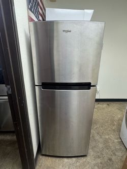 Whirlpool 25 inch wide refrigerator