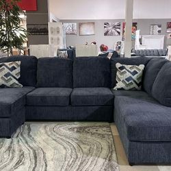 OM• $38 Initial • Brand New Albar Sectional With Chaise 