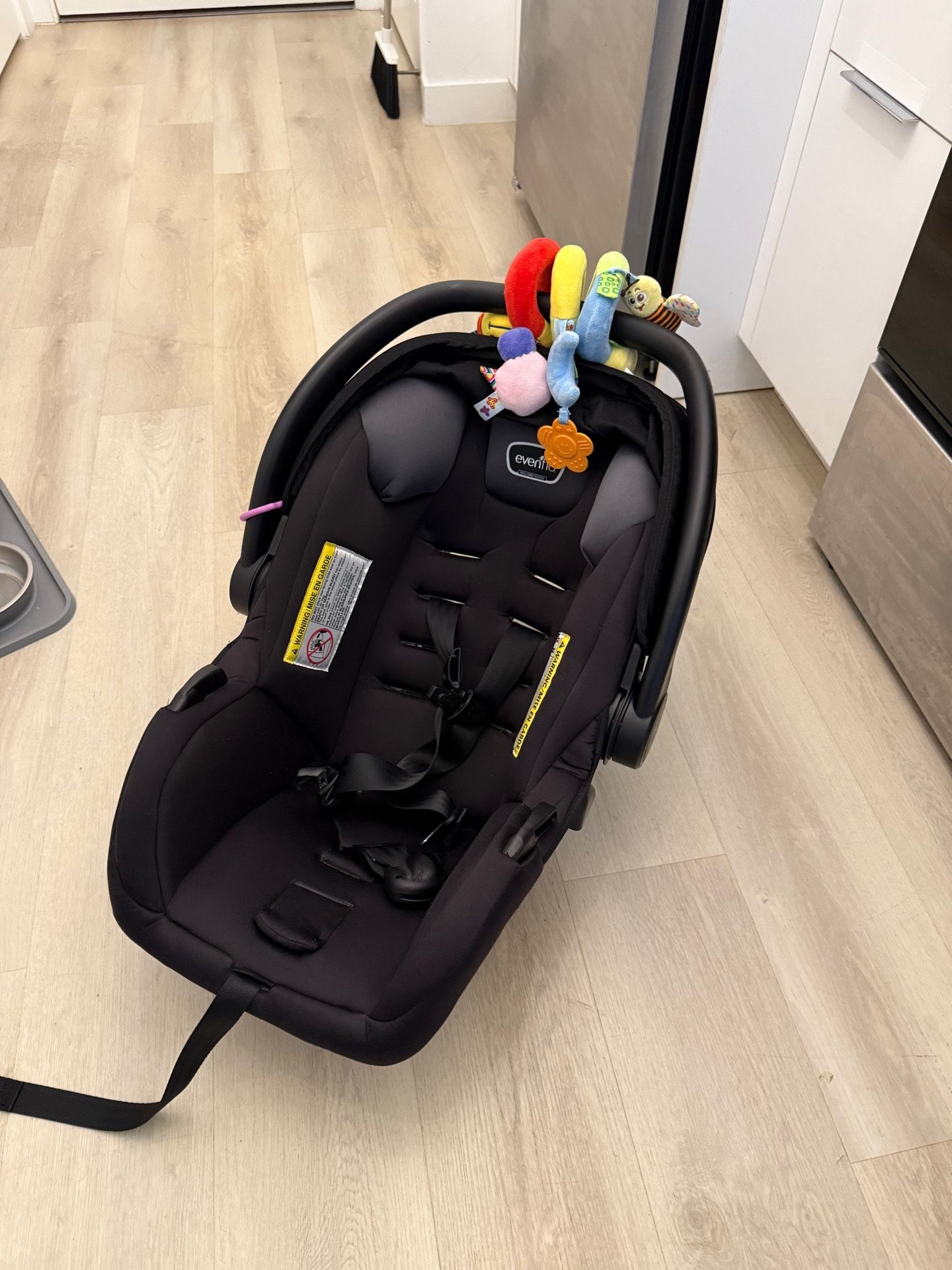 Even Flo Car Seat And Base